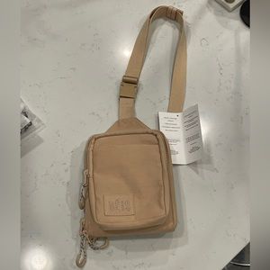 Like New - BEIS Sport Sling in Beige